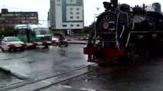 Tren de la Sabana regresando desde Usaquén y cruzando av 100 [upl. by Monica410]