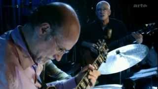 John Scofield Trio  Blue Note New York City NY 20040926 full [upl. by Nnybor]