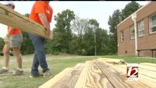 Shelter For Fans Constructed At Grimsley High School [upl. by Luke]