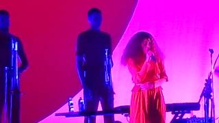 Solange live quotCranes in the Skyquot  Day For Night Festival Houston Texas Dec 17 2017 [upl. by Ika]