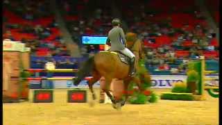 Lord Chambertin 1m40 Göteborg 2015 Freitag [upl. by Akinam]