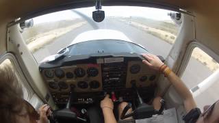 Cessna 152 smooth landing [upl. by Frydman45]