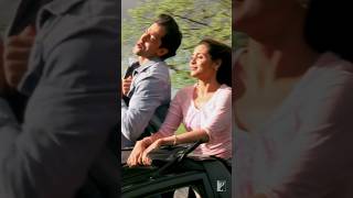 Keh Do Ke Tum Mujhse Dosti Karoge  mujhsedostikaroge hrithikroshan ranimukerji kareenakapoor [upl. by Refeinnej]