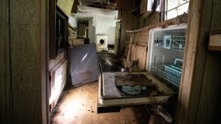 We Explored rat Infested ABANDONED Trailers Deep in the woods of Florida [upl. by Alym]