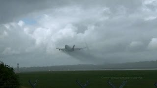 Heavy plane in heavy rain  Takeoff of Silk Way Airlines Boeing 747 4KSW888 at Hamburg Airport [upl. by Aneis]