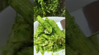 Crunchy Spinat Pesto Pasta in nur 15 Minuten selber machen [upl. by Malin]