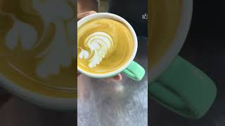 Art baristas latteartclass coffeeart coffee baristashouse coffeedecoration latteart latte [upl. by Aiveneg]