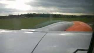 EasyJet B737 TakeOff from London Luton  Nice effects [upl. by Kyrstin628]