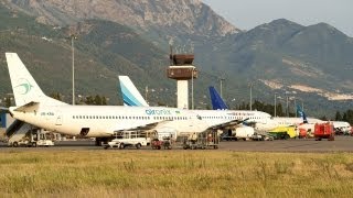 2 Boeing 737s SAS amp Air Onix landing at famous Tivat Airport TIVLYTV [upl. by Sorazal]