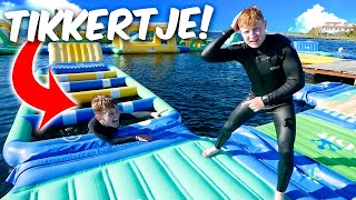 EXTREEM TIKKERTJE OP WATERPARK CHALLENGE [upl. by Larrad]