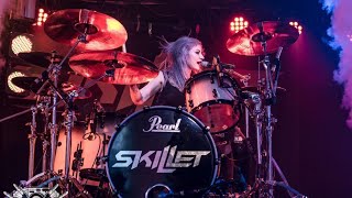 Skillet  “The Resistance” live 2017 [upl. by Adiari]