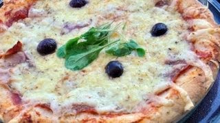 Recept Klasična pica pizza s šunko in sirom priprava testa za pizzo [upl. by Eugenie]