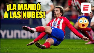 Griezmann y el BLOOPER DEL AÑO  Atlético de Madrid vs Sevilla  Copa del Rey [upl. by Suidualc407]