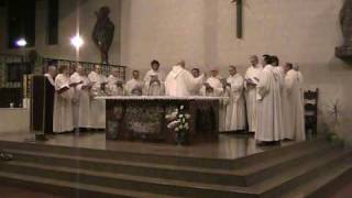 Lectio in Nocte Sancta JUBE DOMINE SILENTIUM Schola Gregoriana Mediolanensis Giovanni Vianini Canto Gregoriano [upl. by Aihsinat]