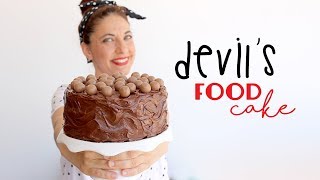 Devils Food Cake quotOquot bolo de chocolate [upl. by Anyzratak550]