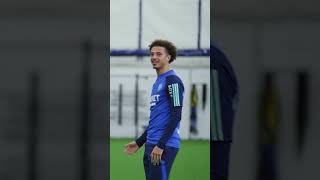 Ampadu v Shackleton leedsunited [upl. by Aikkan]