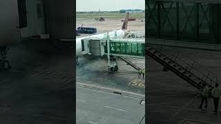 kolkata airport airplane vistara airbus trending viralvideo [upl. by Ortensia]