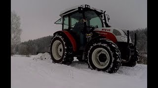 Schneeräumen mit Steyr Traktor und Planierschild First Time Snow Plowing with the Rear Blade [upl. by Tebzil]