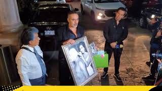 Hijo de Lorena Velázquez Eduardo Novoa llega a funeral actriz mexicana época de oro cine mexicano [upl. by Ierbua814]