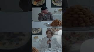 Fantozzi e le polpette di Bavaria 🤣 Liconica scena della dieta dal film Fantozzi contro tutti [upl. by Carter]