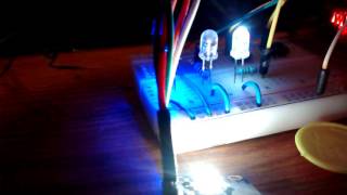 Perceptron en Arduino Sensor de color [upl. by Aleafar]