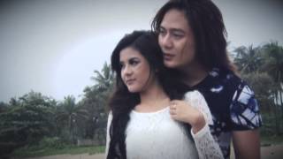 karen new love song 2014 kaung kaung [upl. by Arihas]