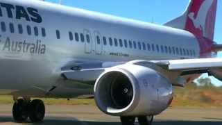 Ultra Closeup Aircraft Turnaround Ayers Rock Connellan Airport [upl. by Baynebridge]