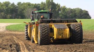 Performance  John Deere Scraper System [upl. by Geffner4]