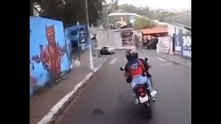 Persecución en moto nivel superlativo [upl. by Ventre603]