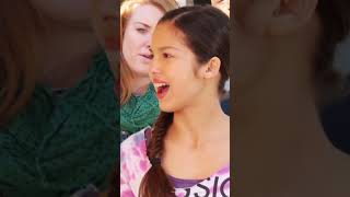 Olivia Rodrigo canta quotThe Comeback Songquot en Bizaardvark [upl. by Lig]