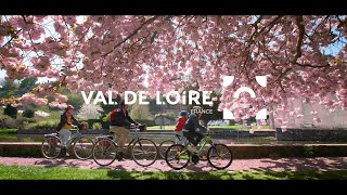 Le Val de Loire à vélo au printemps [upl. by Nohtan]