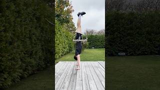 How to handstand🤸✅ How long can you hold it for💬 calisthenics handstandworkout [upl. by Zachery]