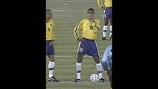 Rivaldo humilhando e dando show contra o Uruguai ⚽🇧🇷⚡ futebol football skills rivaldo brasil [upl. by Ellmyer364]