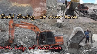 Gold search in river bank  gold find at indus river with updated technology [upl. by Daph]