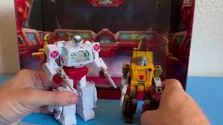 FUNBOXING Transformers Brawn amp Ratchet Target Exclusive [upl. by Akirdnas]