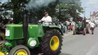 rassemblement tracteurs Vierzon0001wmv [upl. by Oimetra]