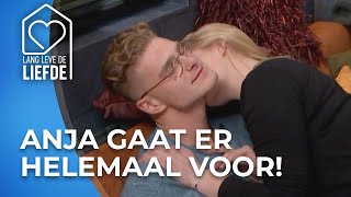 Anja maakt Max HELEMAAL HEET 🥵🥵  Lang Leve de Liefde AFL220 [upl. by Broeker154]