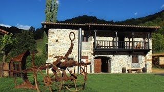 Casona de El Castañiu  Turismo Rural en Asturias [upl. by Aruabea]