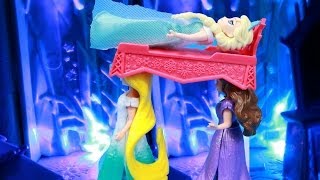 Princess Belle Magical Lights Palace with Anna Cinderella Rapunzel [upl. by Lucias]