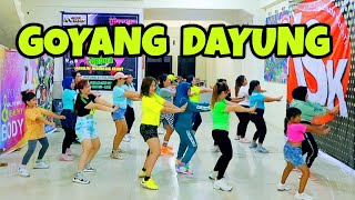 GOYANG DAYUNG  TIKTOK VIRAL  SENAM KREASI  CHOREO ZIN CHICIE [upl. by Bamford838]