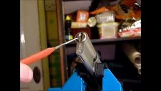 Single Pin Picking Another 5 Pin ISEO Euro Cylinder Lock Tutorial wwwuklocksportcouk [upl. by Abigael263]