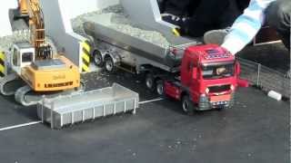 RC trucks op op modelbaan circuit Zolder 2012 [upl. by Earlie]