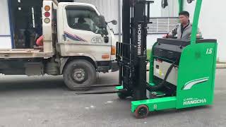 Trải nghiệm khách khi dùng xe nâng điện Reach truck 15 tấn Reach truck Hangcha model CQD15AC2Si [upl. by Suki]