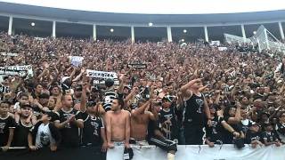 Arquibancada Gaviões da Fiel Corinthians Homenagem Doutor Sócrates e Grito é o time do povoMOV [upl. by Nagaer299]