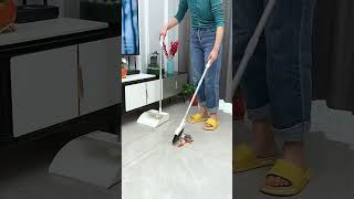 The broom must have scraping teeth to facilitate cleaning the hair entangled on it kitchen [upl. by Eimmis]