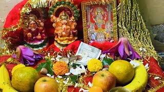 ओम जय लक्ष्मी माता 🪔🙏diwalispesal lachhmiaarti lakchhmimatapuja diwalipujasong chhathpuja [upl. by Ilajna]