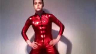 JEDWARD Dances to I Touch Myself [upl. by Jackelyn127]