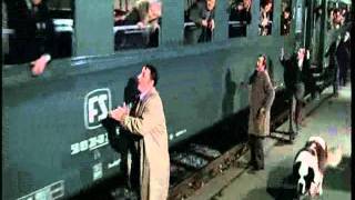 Amici miei  schiaffi alla stazione scena cult [upl. by Bandeen]