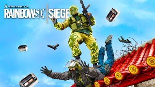 RAINBOW SIX SIEGE FAILS 12 Rainbow Six Siege Random Moments Compilation [upl. by Belia757]