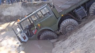 Tatra 813 im Schlamm versenkt Peckfitz 2016 [upl. by Annayk144]